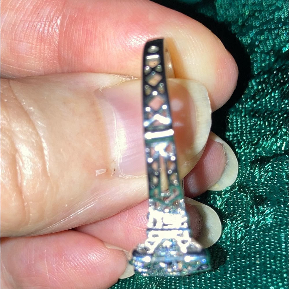 Eiffel Tower CZ ring - Picture 4 of 5